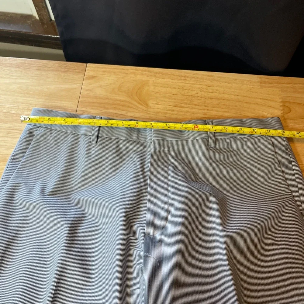 Banana‎ Republic Mens 34x30 Non-Iron Tailored Slim Fit Blue Micro Stripe Pants